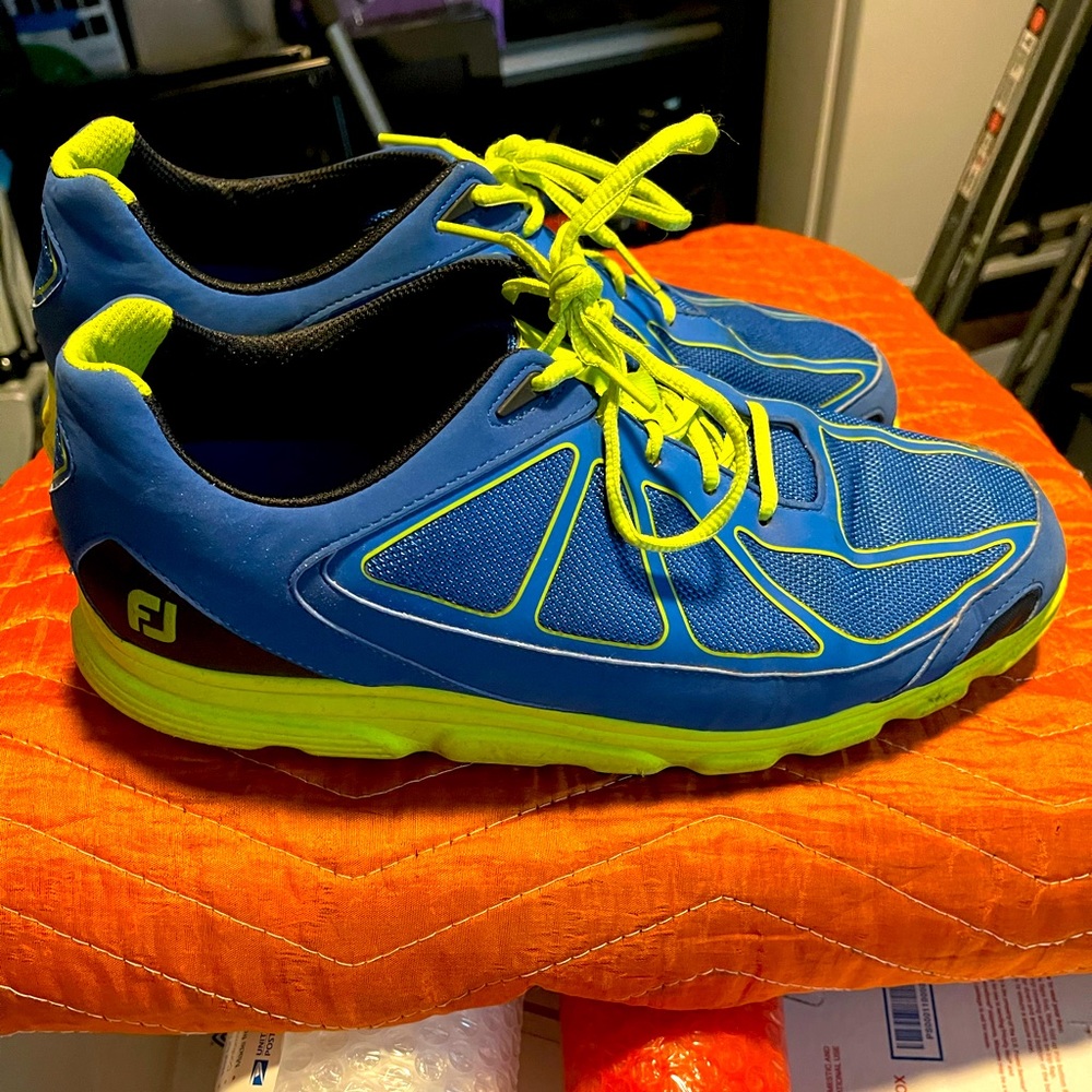 Foot Joy men’s golf shoes